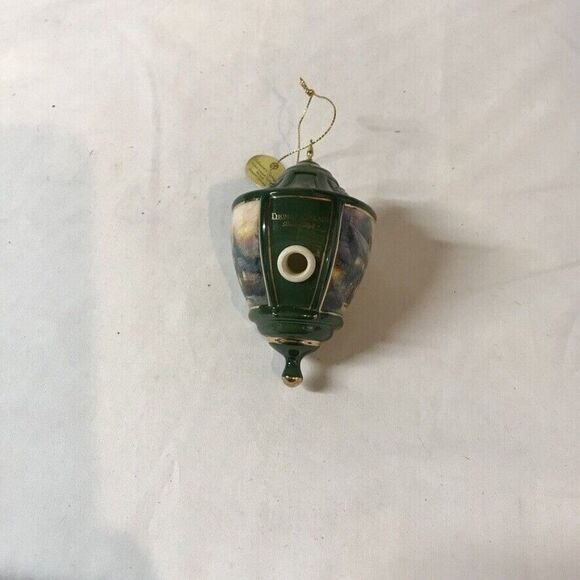 Thomas Kinkade Bradford Editions Heirloom Ornament Lite Cover Julianne's Cottage - Picture 3 of 6